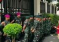 Sorotan! Rumah Jampidsus Dapat Pengawalan Ketat Prajurit Berseragam Mirip TNI Pasca Penggeledahan di Kafe De’Clan