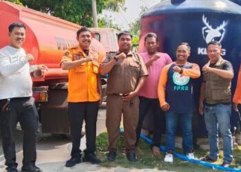 BPBD Kabupaten Bekasi Salurkan Bantuan Air Bersih ke Desa Karangsegar, Warga Apresiasi Respons Cepat Hadapi Kekeringan