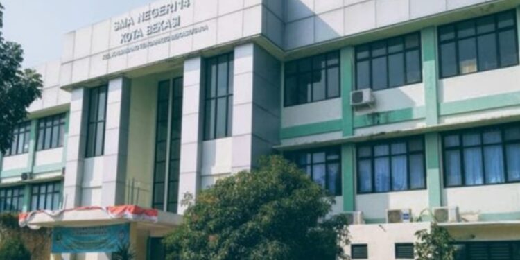 SMAN 14 Kota Bekasi Disorot FWJ Indonesia Terkait Dugaan Pungli Iuran Perbaikan Fasilitas