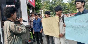 Soroti Dugaan Rangkap Jabatan Kabag Kesra “PPAK Gelar Aksi Unjuk Rasa di Depan Balai Kota Bogor