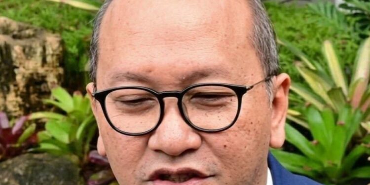 Lahan Peluncurannya Milik LIPPO, James Riady Langsung Borong 20 Ribu Unit Motor Listrik Nasional di Depan Presiden
