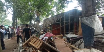 Cifor Dibersihkan, Pemkot Bogor Bongkar Lapak PKL yang Kuasai Ruang Publik