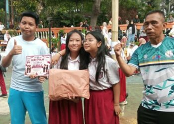 Meriahkan HUT RI ke-81: SDN Gunung Gede Adu Kekompakan Guru, Orang Tua dan Siswa