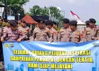 TNI-Polri Siaga Penuh: Barikade Berlapis dan Kendaraan Taktis Kepung DPR Jelang Aksi 27 Agustus