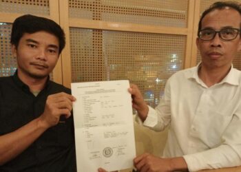 LBH Peradi Profesional Dampingi Warga Serang Laporkan Kasus PT Genesis ke Kejagung,