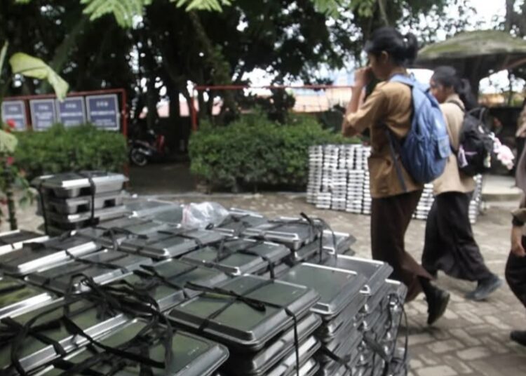 Usulan Komisi IX DPRD Terkait Keracunan MBG Massal di Sidoarjo, Dari Dapur Sentralisasi Menjadi Berbasis Sekolah