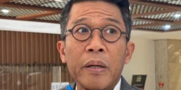 Dulu Lantang Teriak Rokok Ilegal, Anggota DPR Misbakhun Kini Terseret Skandal Pita Cukai Palsu!