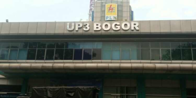 Warga Mengadu, Media Bertanya, PLN Minta Surat, Di Mana Keterbukaan Pelayanan Publik?