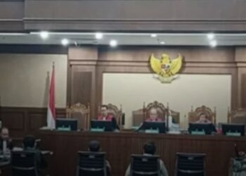 Menangis di Persidangan, Mantan Pejabat Bea Cukai Ungkap! Diminta Pasang Badan Agar Kasus Tak Melebar