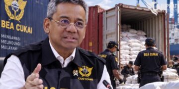 Menkeu Suahasil Nazara Ungkap Impor Ilegal 30 Kontainer Beras, Garam dan Baju Bekas