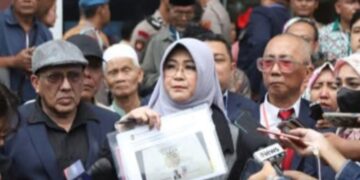 Dokter Tifa Ungkap Ada Dua Jokowi: Satu Mulyono Jadi Presiden, Satu Joko Widodo Pernah Kuliah di UGM