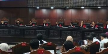 Sidang MK Memanas: Penggugat Tuding Ada Manipulasi PKPU Syarat Pencalonan Gibran, Hakim Cecar KPU dan Bawaslu