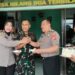 Kapolsek Megamendung dan Jajaran Berikan Kejutan ke Posmil 0621 di HUT TNI ke 81 Tahun