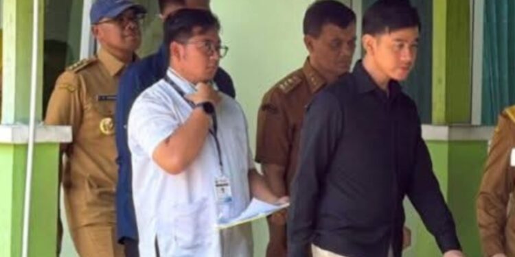 Malam Ini Mahkamah Konstitusi Jadwalkan Putuskan Sengketa Syarat Pendidikan Gibran