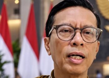 Andi Azwan Sebut Gibran Siap Buka Semua Ijazah Dari SD Hingga Sarjana