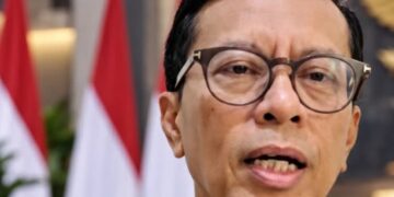Andi Azwan Sebut Gibran Siap Buka Semua Ijazah Dari SD Hingga Sarjana