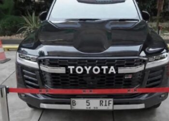KPK Sita Land Cruiser Milik Tersangka ‘AS’ Mantan Bupati Kebumen, Kasus Korupsi di Kementerian ATR/BPN