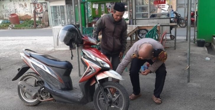 Polis Bersama Masyarakat, Polsek Parung Panjang: Sosialisasikan Pencegahan Curanmor dan Bagikan Kunci Ganda Gratis