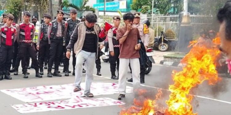 Tunggakan Siswa Diduga Berujung Tekanan terhadap Orang Tua, FKMB Tantang Dinas Pendidikan Bongkar Tata Kelola Yayasan Al Mustarih